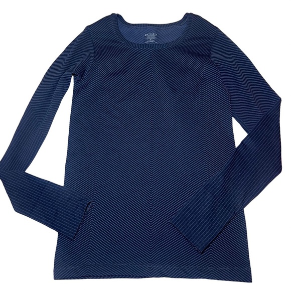 Athleta Long Sleeve Black Textured Ribbed Thumbhole Flurry Base Layer Top Small - Picture 1 of 6